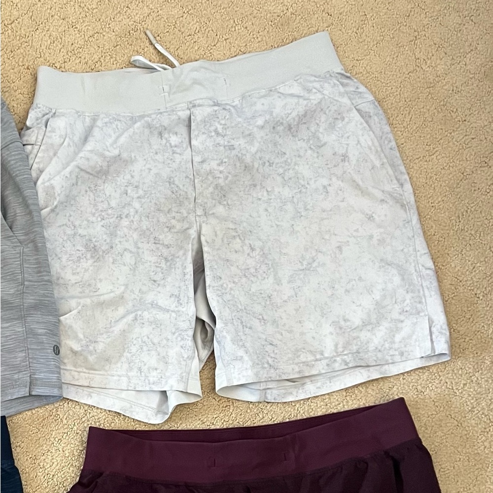 Men’s Lululemon THE shorts Linerless 7” inseam Medium